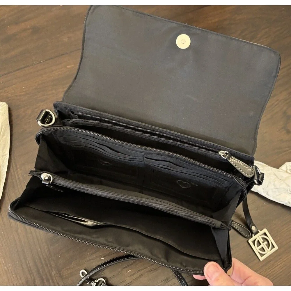 NWOT Giani Bernini Black Monogram Purse Handbag Faux Leather & Canvas 4” X 10”